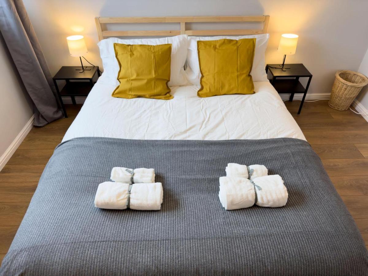 Scandi Style Apartment With Stunning Views ลินลิธโกว ภายนอก รูปภาพ