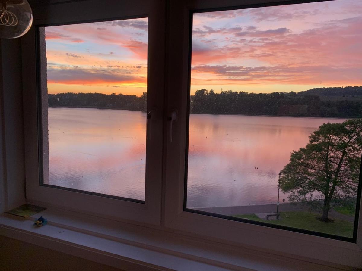 Scandi Style Apartment With Stunning Views ลินลิธโกว ภายนอก รูปภาพ