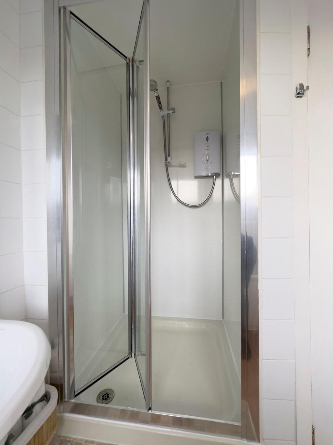 Scandi Style Apartment With Stunning Views ลินลิธโกว ภายนอก รูปภาพ